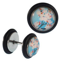 Load image into Gallery viewer, Fake Piercing Plug Edelstahl Kirschblüten weiß rot schwarz Gummiring 7 mm - chic-net.de
