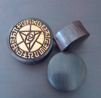 Cargar imagen en el visor de la galería, Flesh Plug Auge Dreieck Zeichen Rand Holz Sonoholz Jackfrucht double flared - chic-net.de
