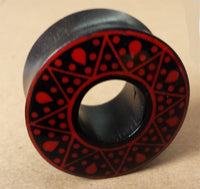 Cargar imagen en el visor de la galería, Flesh Tunnel Sternenkranz dick rot Ohr Sono Holz - chic-net.de
