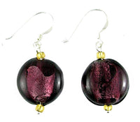 Load image into Gallery viewer, Glasohrringe, violett, rund, flach, 925er Sterlingsilber-Bügel, ca. 20 mm Ø, glänzend - chic-net.de
