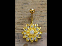 Load image into Gallery viewer, Glitzer Bauchnabel Piercing Kristall Blume Edelstahl - chic-net.de
