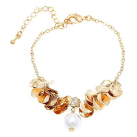 Load image into Gallery viewer, Glitzer Brass Armband Perle goldene Plättchen gebogen Zirkonia verstellbar 18-23 cm - chic-net.de
