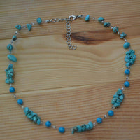 Cargar imagen en el visor de la galería, Halskette Perlen Stein Splitter Bündel Türkis 42-48cm - chic-net.de
