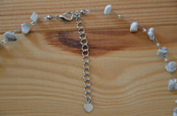 Cargar imagen en el visor de la galería, Halskette Perlen Stein Splitter Bündel weiß 42- 48cm - chic-net.de
