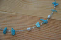 Cargar imagen en el visor de la galería, Halskette Perlmutt Splitter türkis Perlen weiß 42 cm - chic-net.de
