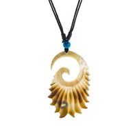 Cargar imagen en el visor de la galería, Halskette Perlmutt verstellbar Baumwolle Muschel Kette handgeschnitzt Türkis Stein Tomoe - chic-net.de
