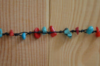 Cargar imagen en el visor de la galería, Halskette Steinsplitter Baumwolle schwarz türkis rot - chic-net.de
