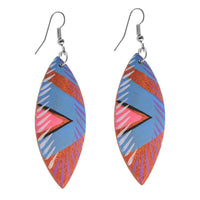 Load image into Gallery viewer, Holz Ohrringe teilweise bunt bemalt Edelstahl Bügel - chic-net.de
