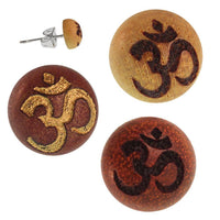 Cargar imagen en el visor de la galería, Holz Ohrstecker OM Sterlingsilber 925er rund 8 mm Lasergravur golden - chic-net.de
