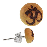 Cargar imagen en el visor de la galería, Holz Ohrstecker OM Sterlingsilber 925er rund 8 mm Lasergravur golden - chic-net.de
