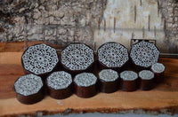 Load image into Gallery viewer, Holz Plug Blumen Wabe silber double flared - chic-net.de
