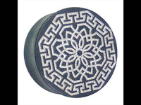 Load image into Gallery viewer, Holz Plug Blumen Wabe silber double flared - chic-net.de
