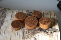 Load image into Gallery viewer, Holz Teakholz Plug Sonnen Maske double flared - chic-net.de
