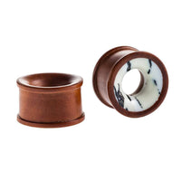 Cargar imagen en el visor de la galería, Holz Tunnel Howlith weiß braun marmoriert Rosenholz Tribal Plug handgeschnitzt Expander - chic-net.de
