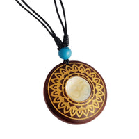 Load image into Gallery viewer, Holzkette Perlmutt verstellbar Baumwolle Muschel Kette Holz gold silber rund - chic-net.de
