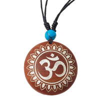Cargar imagen en el visor de la galería, Holzkette rund verstellbar Baumwolle Om Buddha Maske golden silbern natur - chic-net.de
