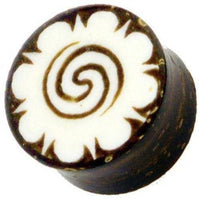 Load image into Gallery viewer, Holzplug Inlay weiß Spirale dunkelbraun Kokosholz handgeschnitzt Tribal Plug Tunnel Expander - chic-net.de
