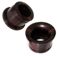 Cargar imagen en el visor de la galería, Holztunnel Sonoholz braun single flared Maserung handgeschnitzt Tribal Holz Tunnel Plug - chic-net.de
