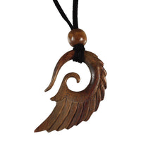 Load image into Gallery viewer, Kette Holz Flügel Spiralen Anhänger braun gestreift Lederband verstellbar Holzperlen 75 cm - chic-net.de
