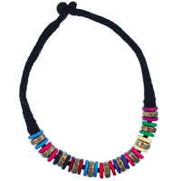 Load image into Gallery viewer, Kette Messing Holz Scheiben bunt gold Blumen Seidenfaden nickelfrei 46 cm antik Tribal Brass - chic-net.de
