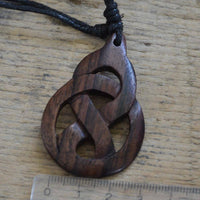 Load image into Gallery viewer, Kette Sono Holz Knoten Nordic Celtic 65mm verstellbar - chic-net.de
