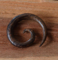 Load image into Gallery viewer, Kopie von Parasitholz Dehnschnecke Spirale Piercing Expander - chic-net.de
