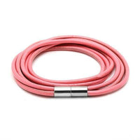 Load image into Gallery viewer, Lederarmbänder Farben Bänder Armband Leder dreifach mehrlagig Magnetverschluss unisex - chic-net.de
