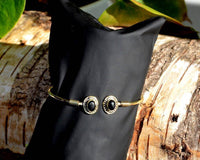 Cargar imagen en el visor de la galería, Messing Brass Armreif golden oval Seilmuster Onyx nickelfrei verstellbar antik Tribal Schmuck - chic-net.de
