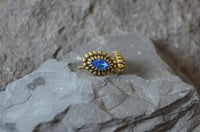 Load image into Gallery viewer, Messing Kristall Glitzer Ohrstecker gold Auge 12mm - chic-net.de
