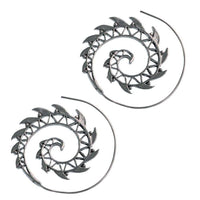 Load image into Gallery viewer, Messingohrringe versilbert Spiralen Zacken Dreiecke Muster 925 sterling Silber - chic-net.de
