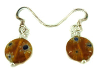 Load image into Gallery viewer, Muranoglas Glas Ohrringe 10 mm Scheibe orange blau Muster Blumen 925er Silber - chic-net.de
