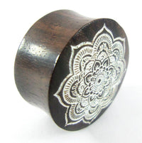 Load image into Gallery viewer, Narraholz Plug dunkel braun weiße Lasergravur Blumen Mandala double flared - chic-net.de
