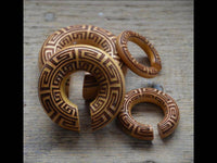 Load image into Gallery viewer, Ohr Donut Piercing griechisch Jackfrucht Holz - chic-net.de
