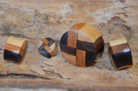 Cargar imagen en el visor de la galería, laminiert Holzplug vier Farben Muster Tribal Holz Plug - chic-net.de
