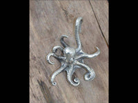 Cargar imagen en el visor de la galería, Ohrgewicht 4mm Hook White Brass Oktopus 70mm silbern - chic-net.de
