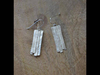 Load image into Gallery viewer, Ohrringe 925 Sterling Silber Bänder gebürstet 29mm - chic-net.de
