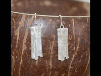 Load image into Gallery viewer, Ohrringe 925 Sterling Silber Bänder gebürstet 29mm - chic-net.de
