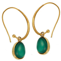 Cargar imagen en el visor de la galería, Ohrringe Bogen mit grünem Onyx Stein Messing antik golden Tribal Ohrhänger - chic-net.de
