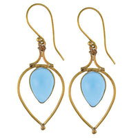 Cargar imagen en el visor de la galería, Ohrringe Chalzedon Tropfen umgedreht Bögen Messing antik golden nickelfrei Tribal Ohrhänger - chic-net.de
