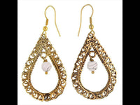 Cargar imagen en el visor de la galería, Ohrringe Howlith weiß Kugel Tropfen Schnörkel Messing antik golden nickelfrei Ohrhänger Tribal Brass - chic-net.de
