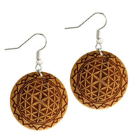 Load image into Gallery viewer, Ohrringe Jackfrucht Holz rund Edelstahl Silber Gravur - chic-net.de
