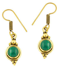 Cargar imagen en el visor de la galería, Ohrringe Kreis Malachit Punkte Dreiecke Messing Brass antik golden Tribal Ohrhänger - chic-net.de
