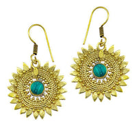 Cargar imagen en el visor de la galería, Ohrringe Malachit Stein Zopf Blätter Punkte Dreiecke Messing Ohrhänger grün nickelfrei antik Tribal - chic-net.de
