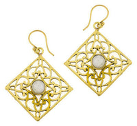 Cargar imagen en el visor de la galería, Ohrringe Mondstein Karo Ornamente glänzend Messing antik golden Tribal 40 mm - chic-net.de
