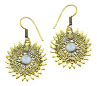 Cargar imagen en el visor de la galería, Ohrringe Mondstein Stein Zopf Blätter Punkte Dreiecke Messing Ohrhänger weiß nickelfrei gold Tribal - chic-net.de

