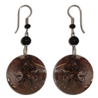 Cargar imagen en el visor de la galería, Ohrringe Rund Blume Kokos Holz Edelstahl dunkelbraun Maserung Ohrhänger - chic-net.de
