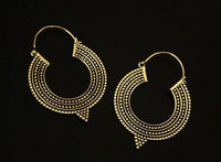 Cargar imagen en el visor de la galería, Ohrringe Spitze Kreise Punkte Tribal Messing Brass antik golden nickelfrei Schmuck Piercing - chic-net.de
