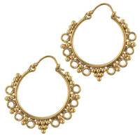 Cargar imagen en el visor de la galería, Ohrringe Tribal Kreis verziert mit kleinen Kugeln und Bögen aus antik goldenem Messing - chic-net.de
