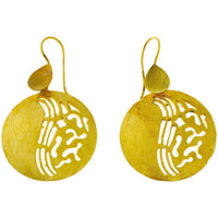 Load image into Gallery viewer, Ohrringe Tropfen Kreis gebürstet Muster Yin Yang Messing antik golden nickelfrei Tribal Ohrhänger - chic-net.de
