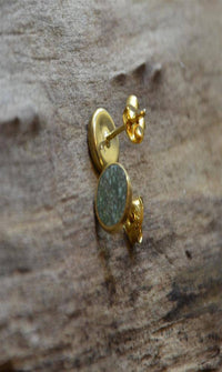 Load image into Gallery viewer, Ohrstecker Silber 925 vergoldet crushed Stein Malachit rund - chic-net.de
